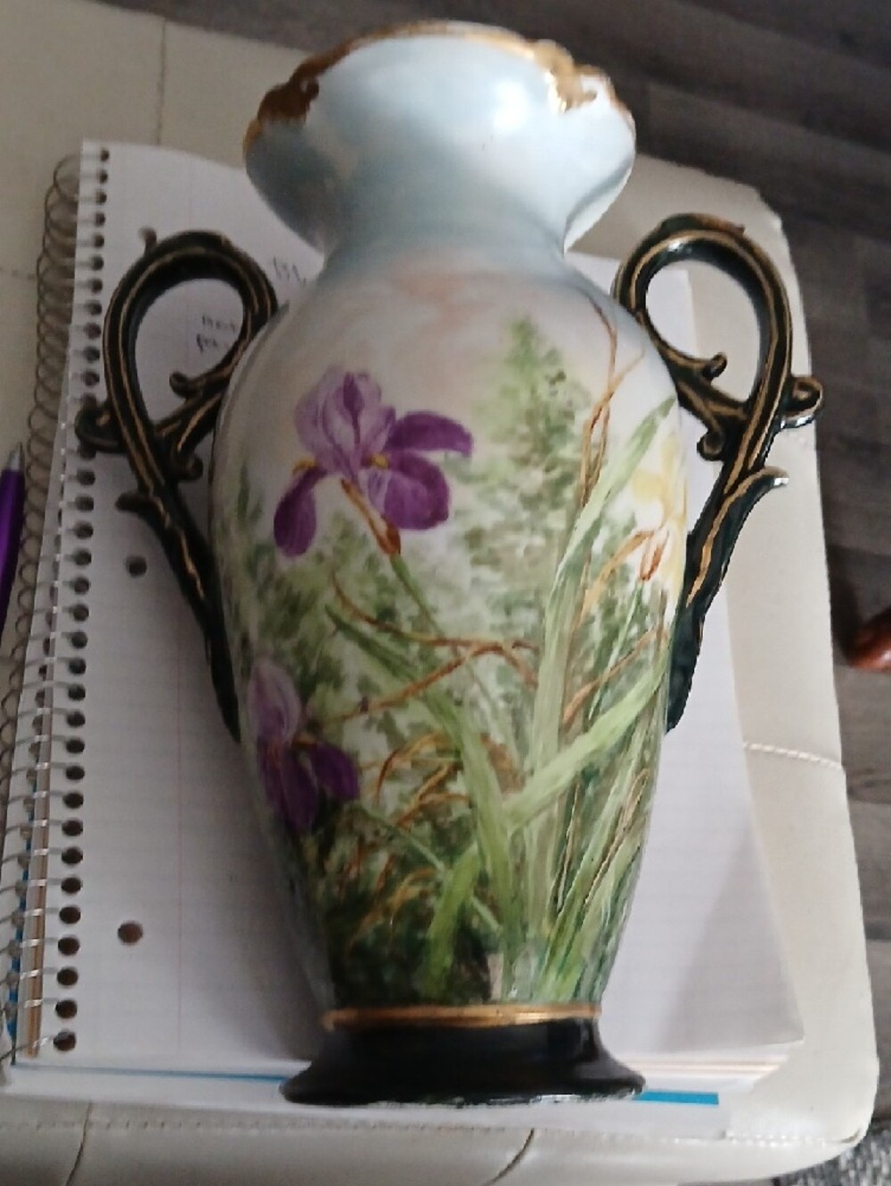 Source Unknown White Purple Yellow Floral Porcelain Vase with Gold Accents - Picture 2 of 3